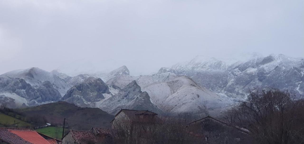 منزل الضيف Ortiguero  في Refugio Del Cares المظهر الخارجي الصورة